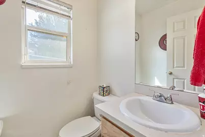 1124 S 925 W, Woods Cross, UT 84087 - Photo 26