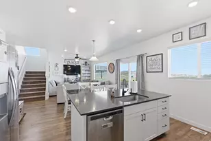 1202 S Raintree Ln, Santaquin, UT 84655 - Photo 12