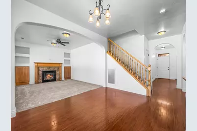 1376 S 740 E, Lehi, UT 84043 - Photo 4