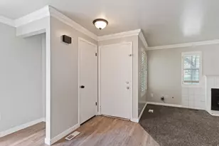 77 W Pheasantbrook Cir N, Centerville, UT 84014 - Photo 6