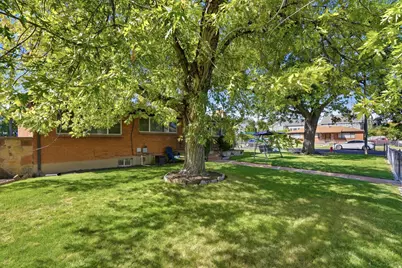 410 E 9120 S, Sandy, UT 84070 - Photo 4