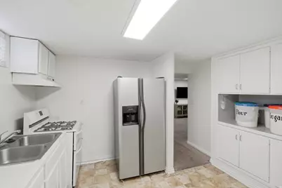 410 E 9120 S, Sandy, UT 84070 - Photo 32