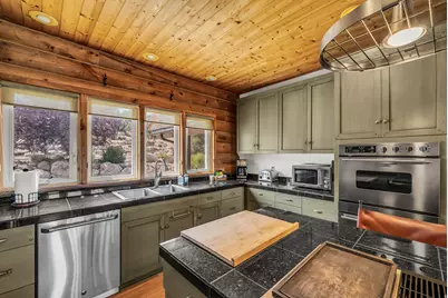6704 E 1100 S, Huntsville, UT 84317 - Photo 10