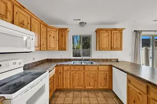 761 N Blackhorse Dr E, Spanish Fork, UT 84660 - Photo 6