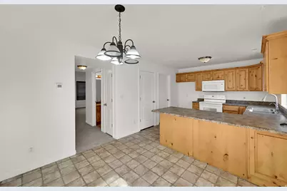 761 N Blackhorse Dr E, Spanish Fork, UT 84660 - Photo 6