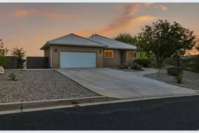 509 W Damascus Dr, Bloomington, UT 84790 - Photo 1