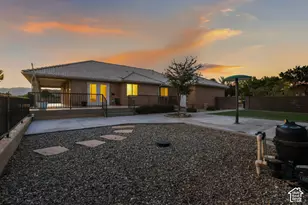509 W Damascus Dr, Bloomington, UT 84790 - Photo 32