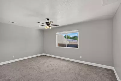 509 W Damascus Dr, Bloomington, UT 84790 - Photo 38