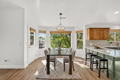 509 W Damascus Dr, Bloomington, UT 84790 - Photo 12