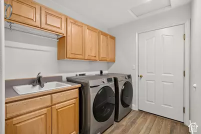 509 W Damascus Dr, Bloomington, UT 84790 - Photo 10