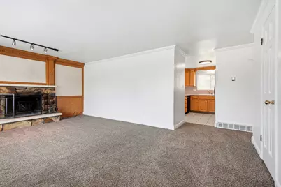 6986 S Lexington Dr W, West Jordan, UT 84084 - Photo 2