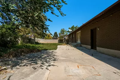 6986 S Lexington Dr W, West Jordan, UT 84084 - Photo 26