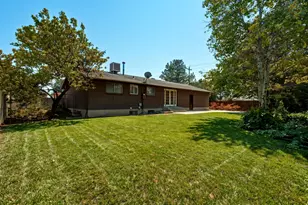 6986 S Lexington Dr W, West Jordan, UT 84084 - Photo 24
