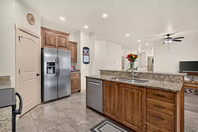 819 W 1450 S, Springville, UT 84663 - Photo 10