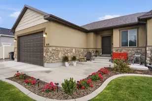 819 W 1450 S, Springville, UT 84663 - Photo 4