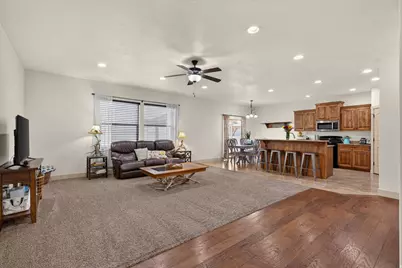 819 W 1450 S, Springville, UT 84663 - Photo 18