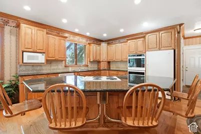 357 S Aspen Dr, Mapleton, UT 84664 - Photo 16