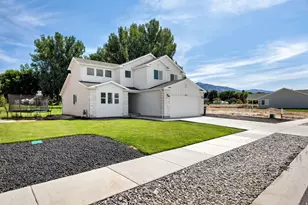 2434 N 740 E, North Logan, UT 84341 - Photo 2