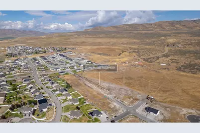 2579 W 1150 N #18, Tremonton, UT 84337 - Photo 10