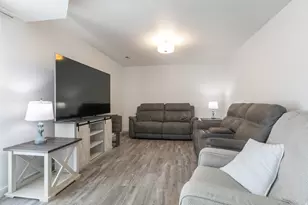 5902 W Wolf Creek Ct S, Salt Lake City, UT 84118 - Photo 8
