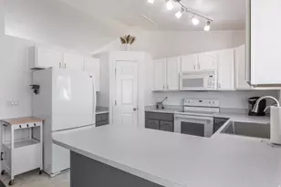 5902 W Wolf Creek Ct S, Salt Lake City, UT 84118 - Photo 6