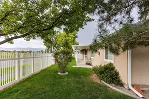 1207 W Bryce Jeffery Dr, Riverton, UT 84065 - Photo 34