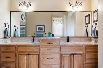 2476 E Meadow Mist Way, Saint George, UT 84790 - Photo 32