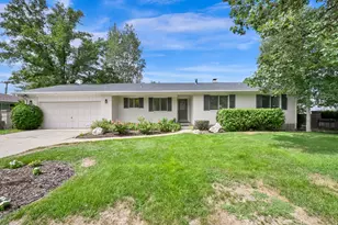 5714 S Laurelwood St, Holladay, UT 84121 - Photo 1