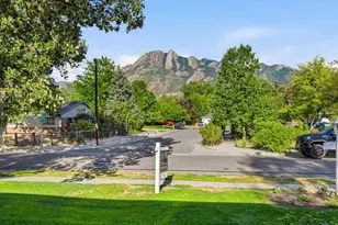 5714 S Laurelwood St, Holladay, UT 84121 - Photo 6