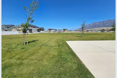 2951 N Devon Dr #246, Plain City, UT 84404 - Photo 28