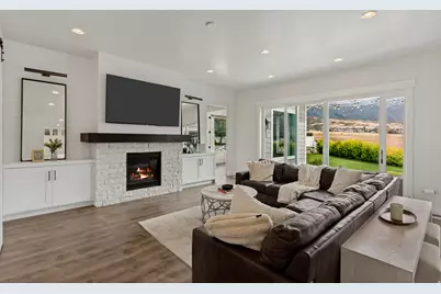 6218 W Grant Cir, Highland, UT 84003 - Photo 14