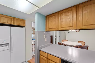 1198 W Norwalk Rd S, Taylorsville, UT 84123 - Photo 8
