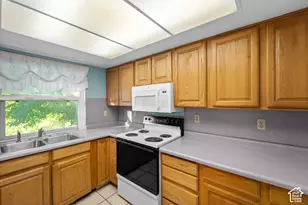 1198 W Norwalk Rd S, Taylorsville, UT 84123 - Photo 6