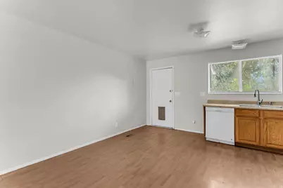 608 Swenson Ave, Springville, UT 84663 - Photo 8