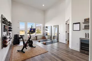 1485 W Burke Ln N, Farmington, UT 84025 - Photo 2