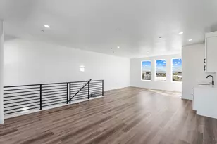 1485 W Burke Ln N, Farmington, UT 84025 - Photo 14