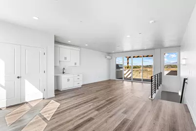 1485 W Burke Ln N #102, Farmington, UT 84025 - Photo 6