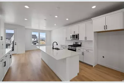 12674 S Lincoln Peak Ln #111, Herriman, UT 84096 - Photo 8