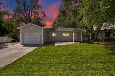 10282 S Zinnia Way, Sandy, UT 84094 - Photo 1