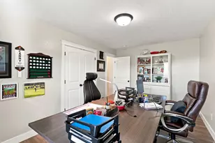 6772 W Clear Water Dr, Herriman, UT 84096 - Photo 28