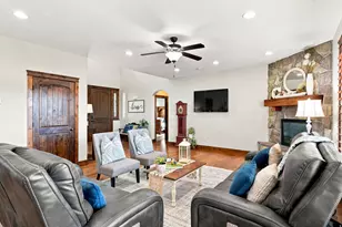 6772 W Clear Water Dr, Herriman, UT 84096 - Photo 16
