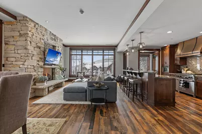 8889 Empire Club Dr #304, Deer Valley, UT 84060 - Photo 4