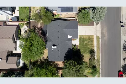 9828 S 2240 E, Sandy, UT 84092 - Photo 8