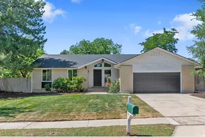 9828 S 2240 E, Sandy, UT 84092 - Photo 2