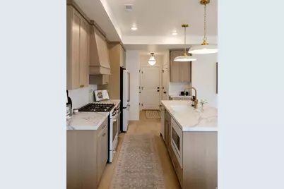 1478 N Pleasantview Dr #10, Kaysville, UT 84037 - Photo 6