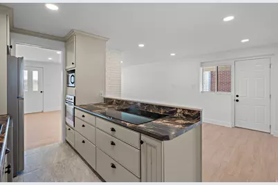 768 E 8080 S, Sandy, UT 84094 - Photo 12