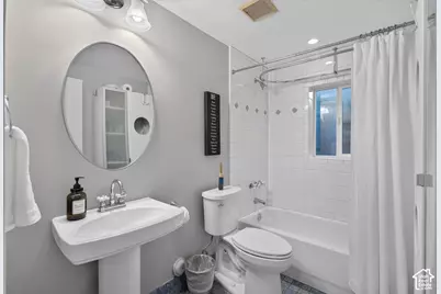 3226 E Marthas Cv, Cottonwood Heights, UT 84093 - Photo 34