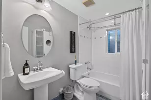 3226 E Marthas Cv, Cottonwood Heights, UT 84093 - Photo 34