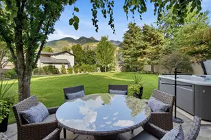 3226 E Marthas Cv, Cottonwood Heights, UT 84093 - Photo 12