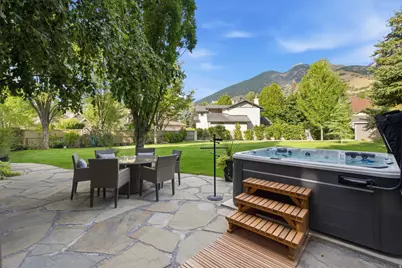 3226 E Marthas Cv, Cottonwood Heights, UT 84093 - Photo 10
